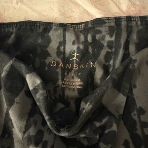 Danskin Black and Gray Camouflage Leggings Size Small